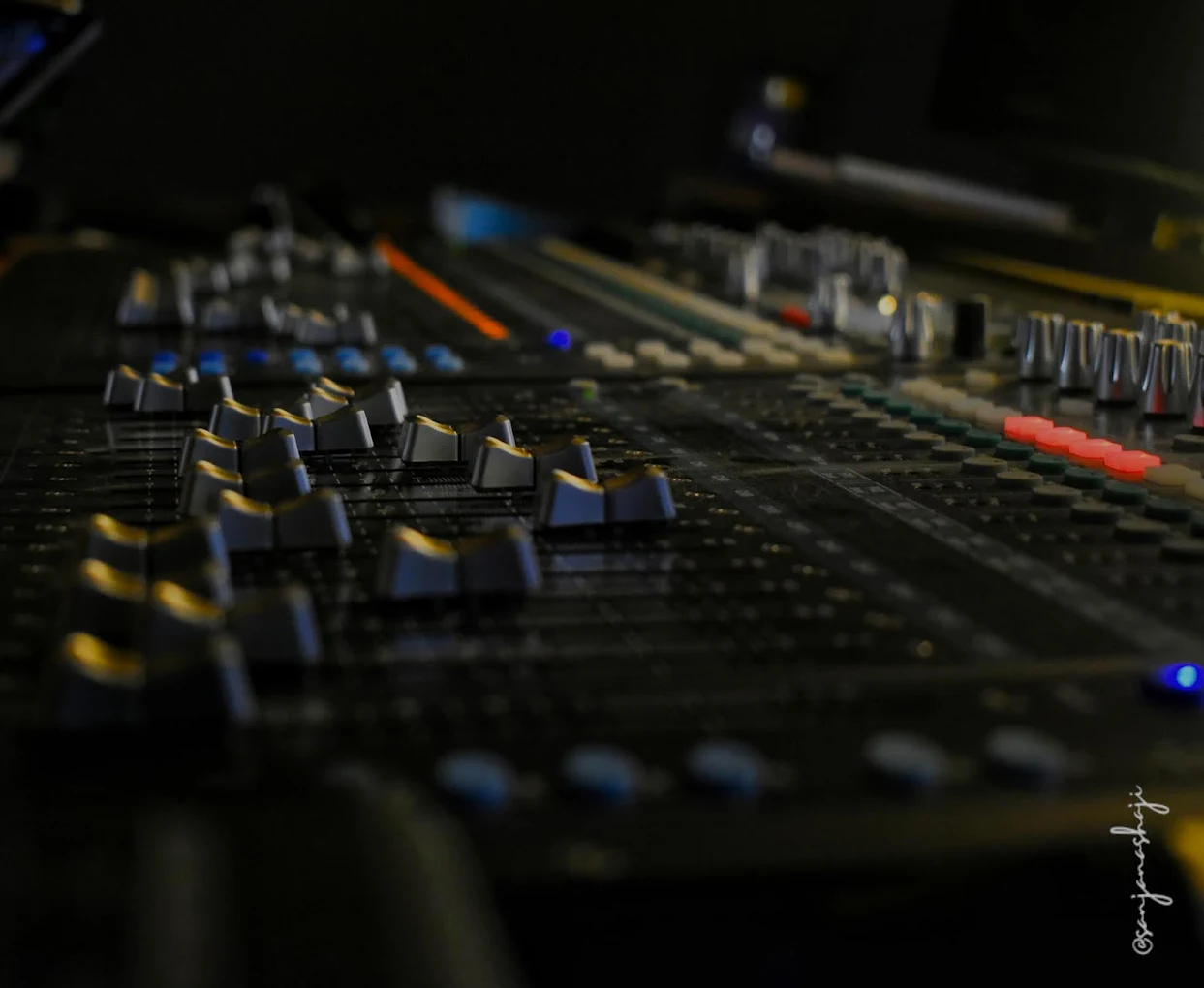 Live sound mixer inside Andheri studio