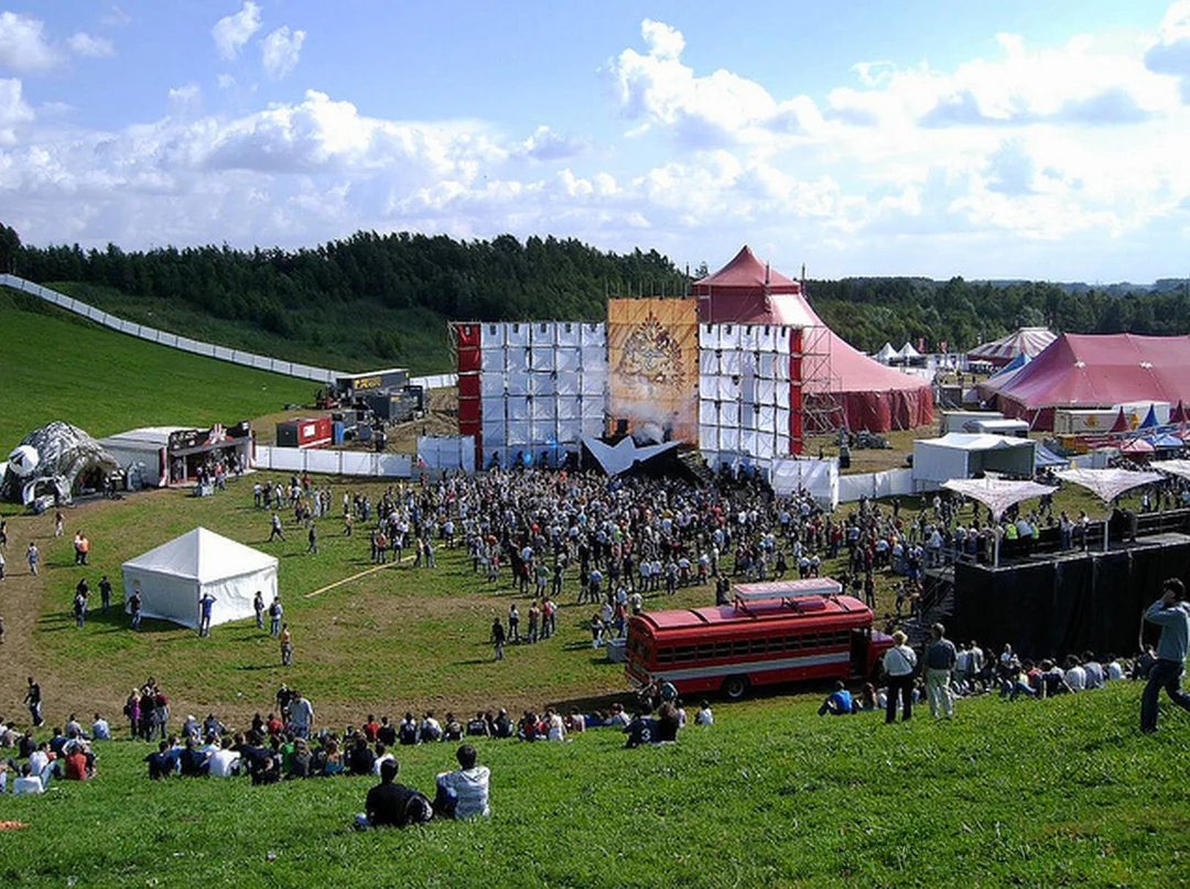 Tomorrowland's first edition in 2005 — a modest main stage and crowd at De Schorre park, Boom, Belgium